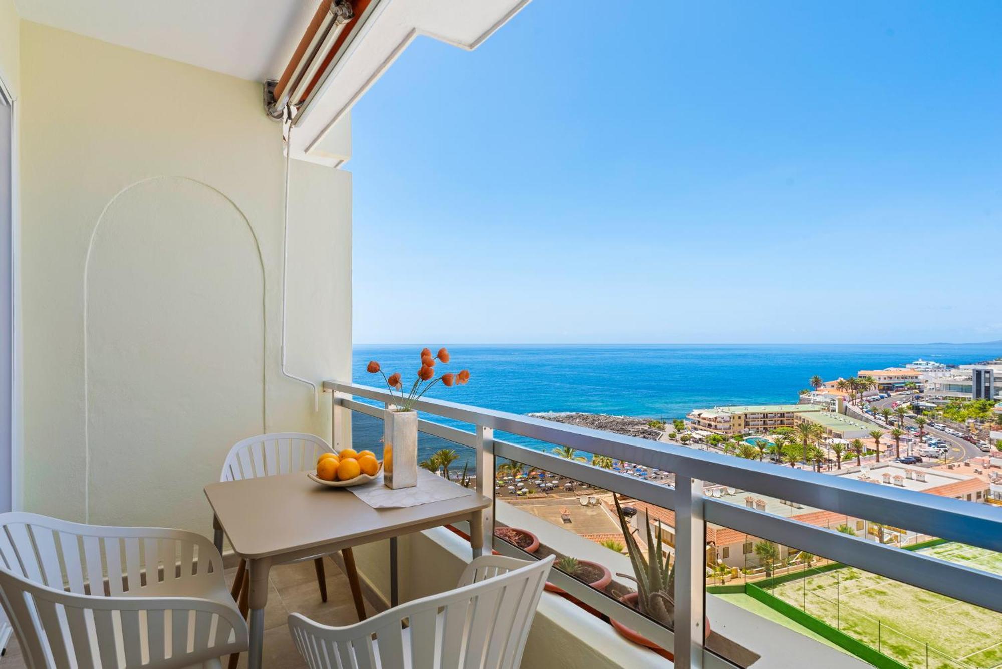 Appartement Arenas Negras Playa La Arena, Newly Renovated